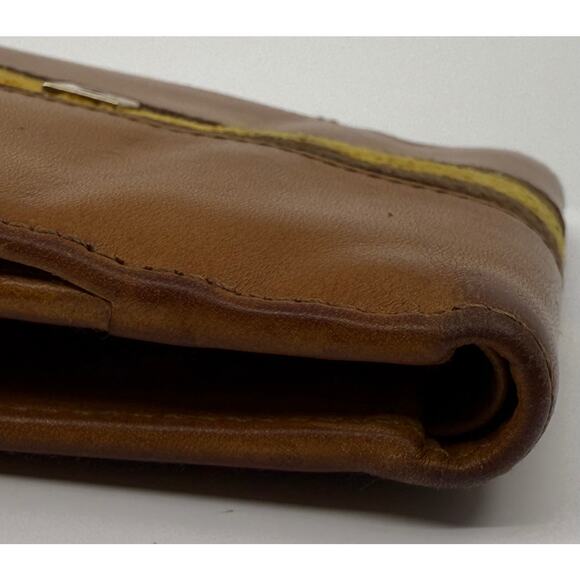 Authentic Gucci Vintage Leather Bifold Wallet with Web Stripe Detail - Picture 8 of 16